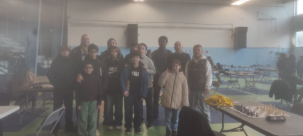 Photo de groupe du club L'Échiquier Dionysien