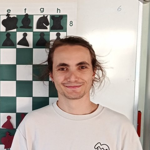 Portrait de Simon, entraîneur du groupe intermédiaire