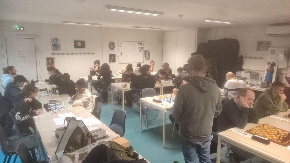 Tournoi d'échecs en salle à Saint-Denis